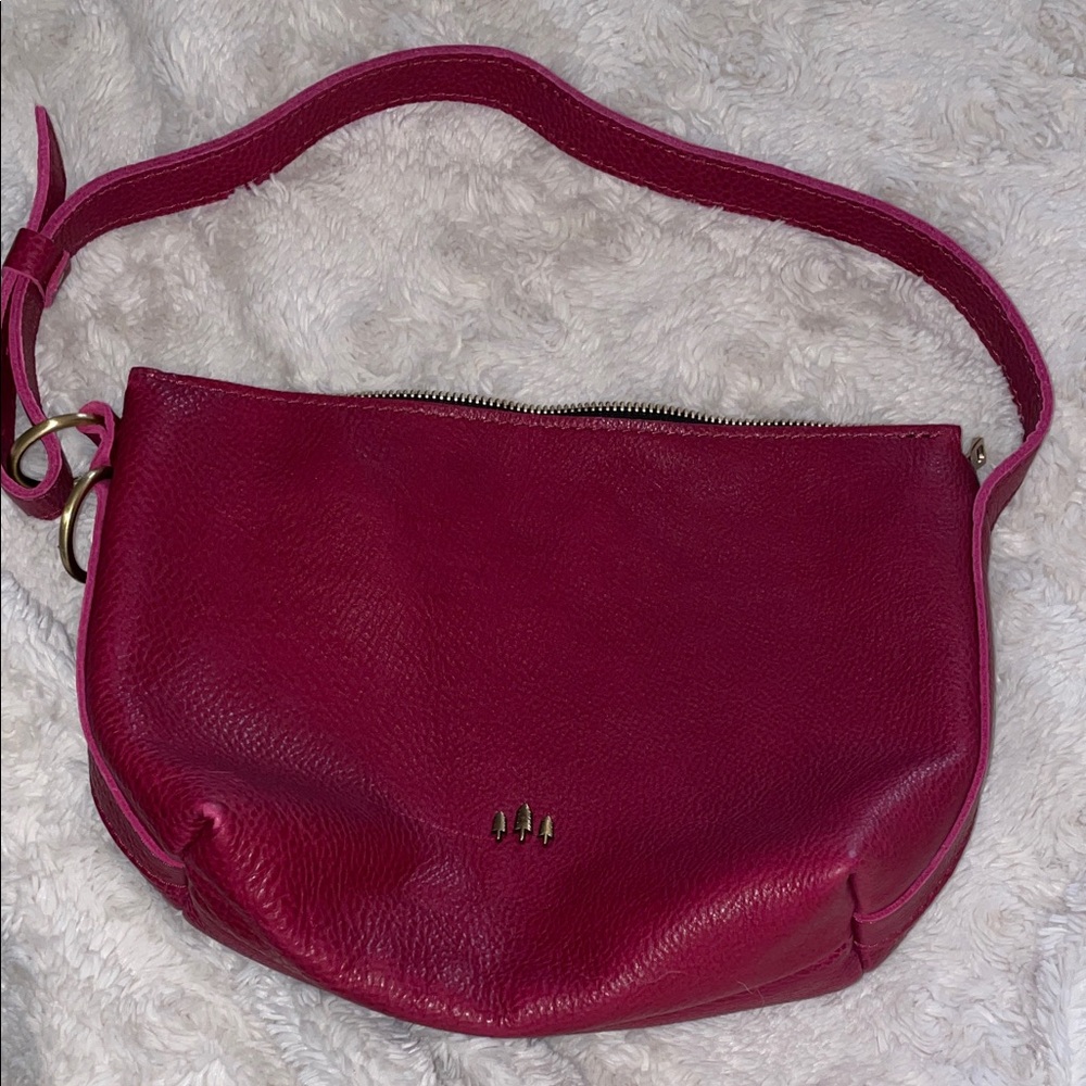Portland Leather Fuchsia Shoulder Bag